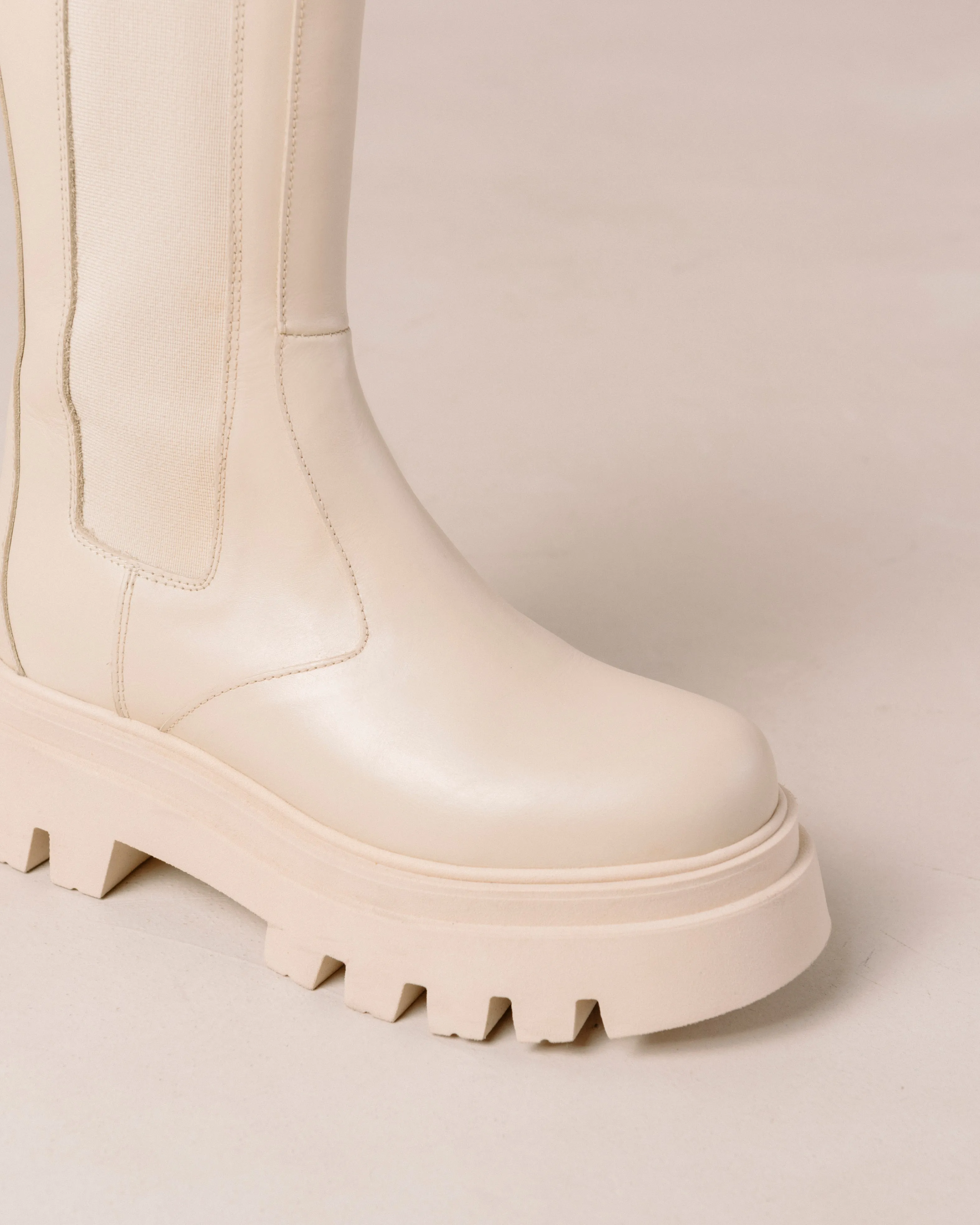 All Rounder Cream Leather Ankle Boots