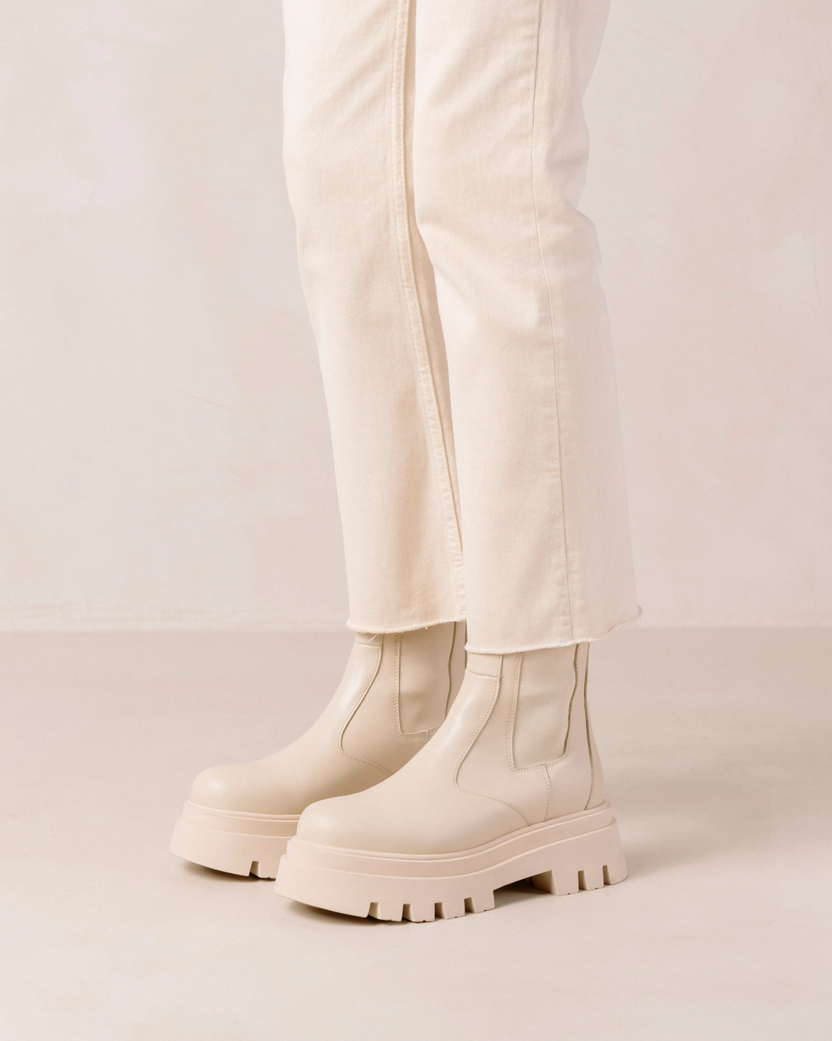 All Rounder Cream Leather Ankle Boots