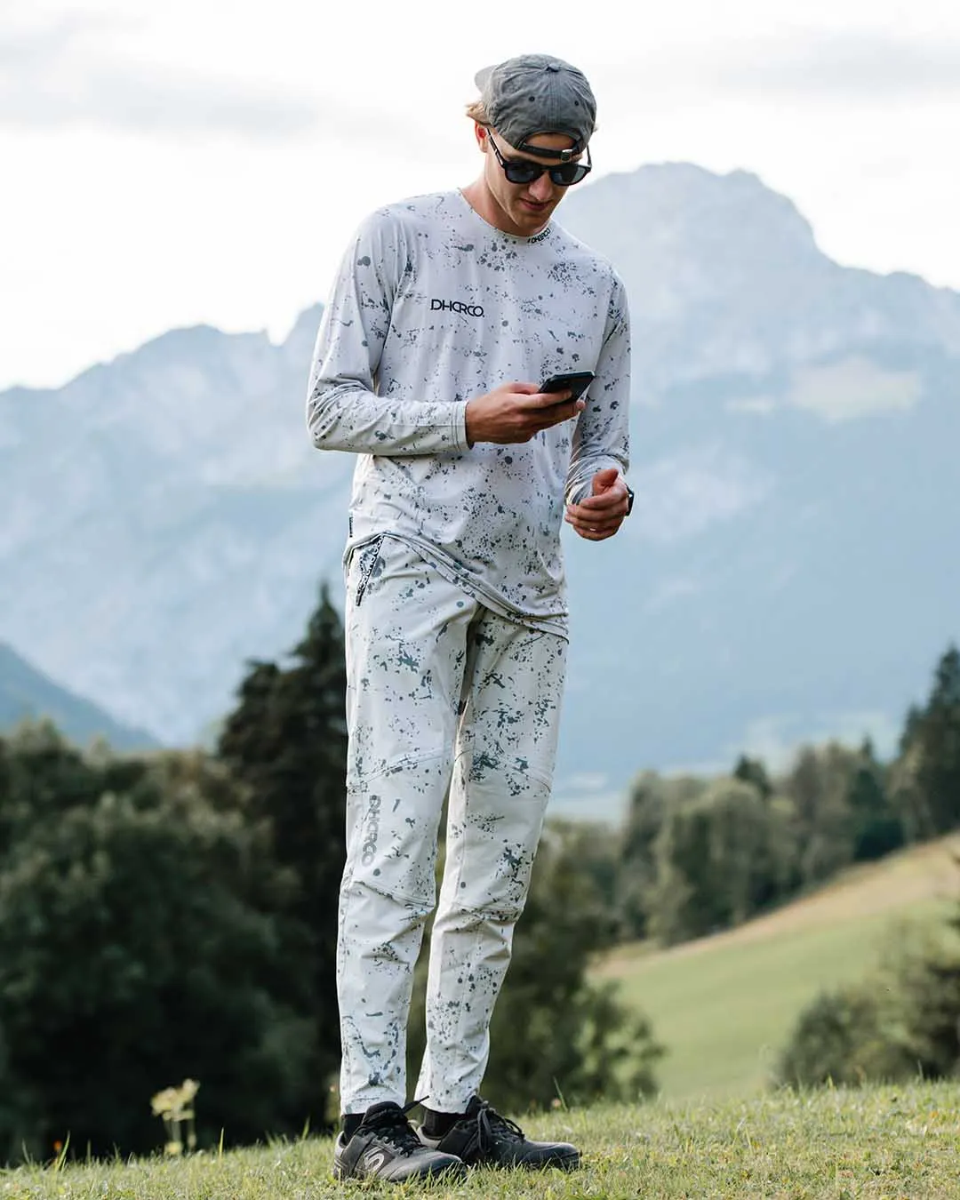 Dharco Mens Gravity Pants | Cookies And Cream