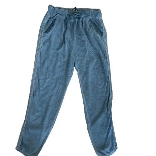 Jogger with lurex thread down side